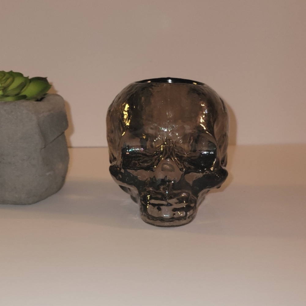 Orrefors Kosta Boda "Still Life" Skull Votive: Charcoal